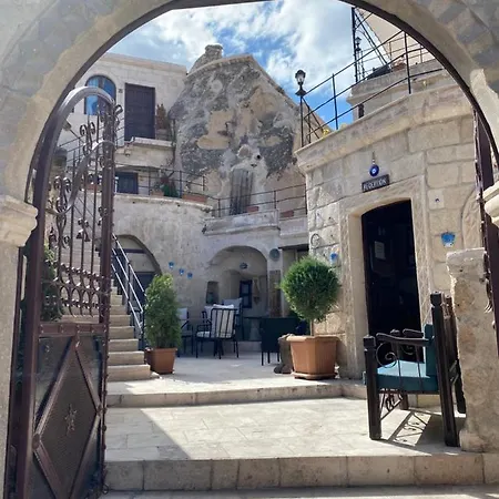 Turquaz Cave מלון