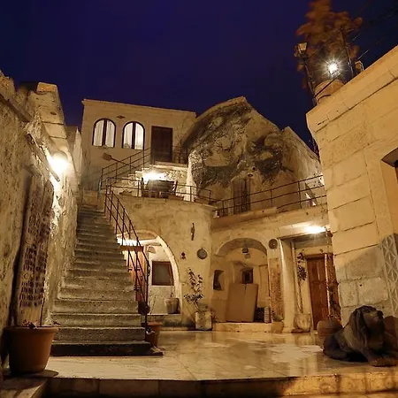 Turquaz Cave מלון 2*