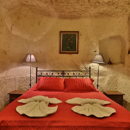 Turquaz Cave