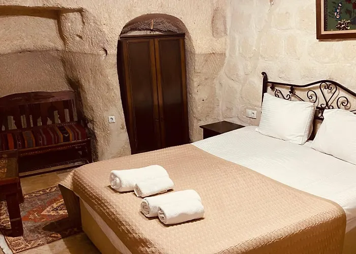 Turquaz Cave Szálloda 2*