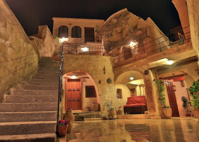 מלון Turquaz Cave 2*