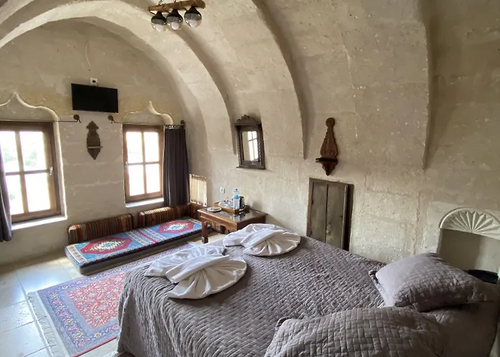 מלון Turquaz Cave 2*